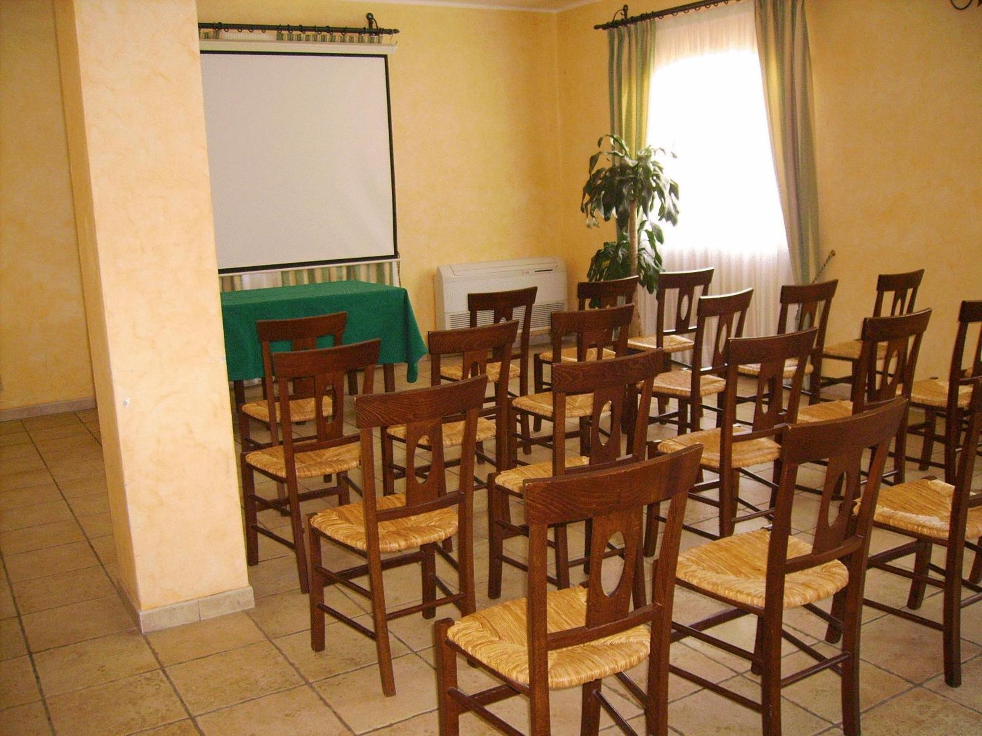 Hotel Perda Rubia San Giovanni Suergiu Bagian luar foto